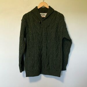 Aran Crafts 100% Merino Wool Made in Ireland Green Cable Knit Sweater